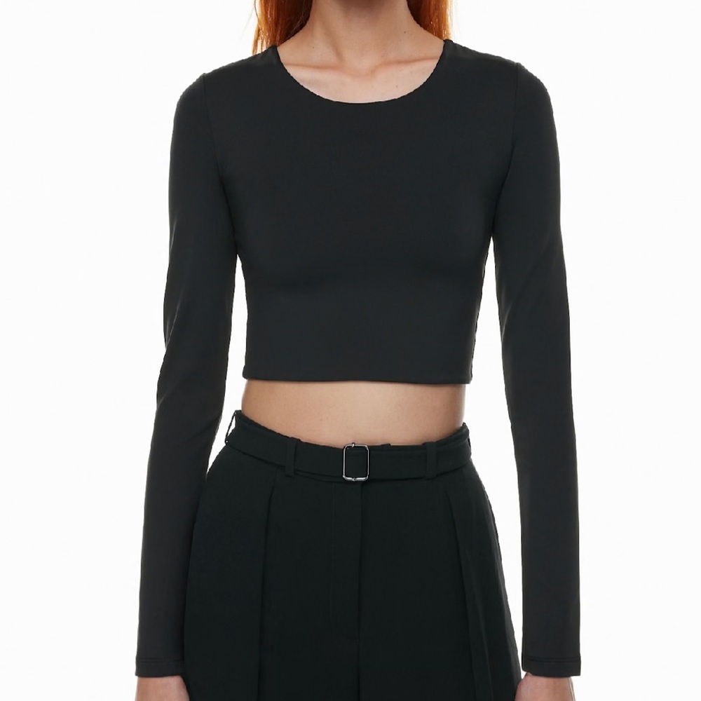 Aritzia Babaton Contour Long Sleeve Top